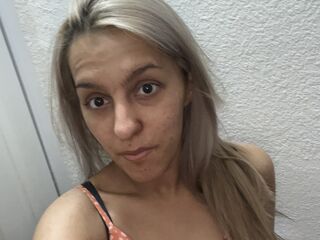 lizzielizzie's Live cam tips and shows Profile Image